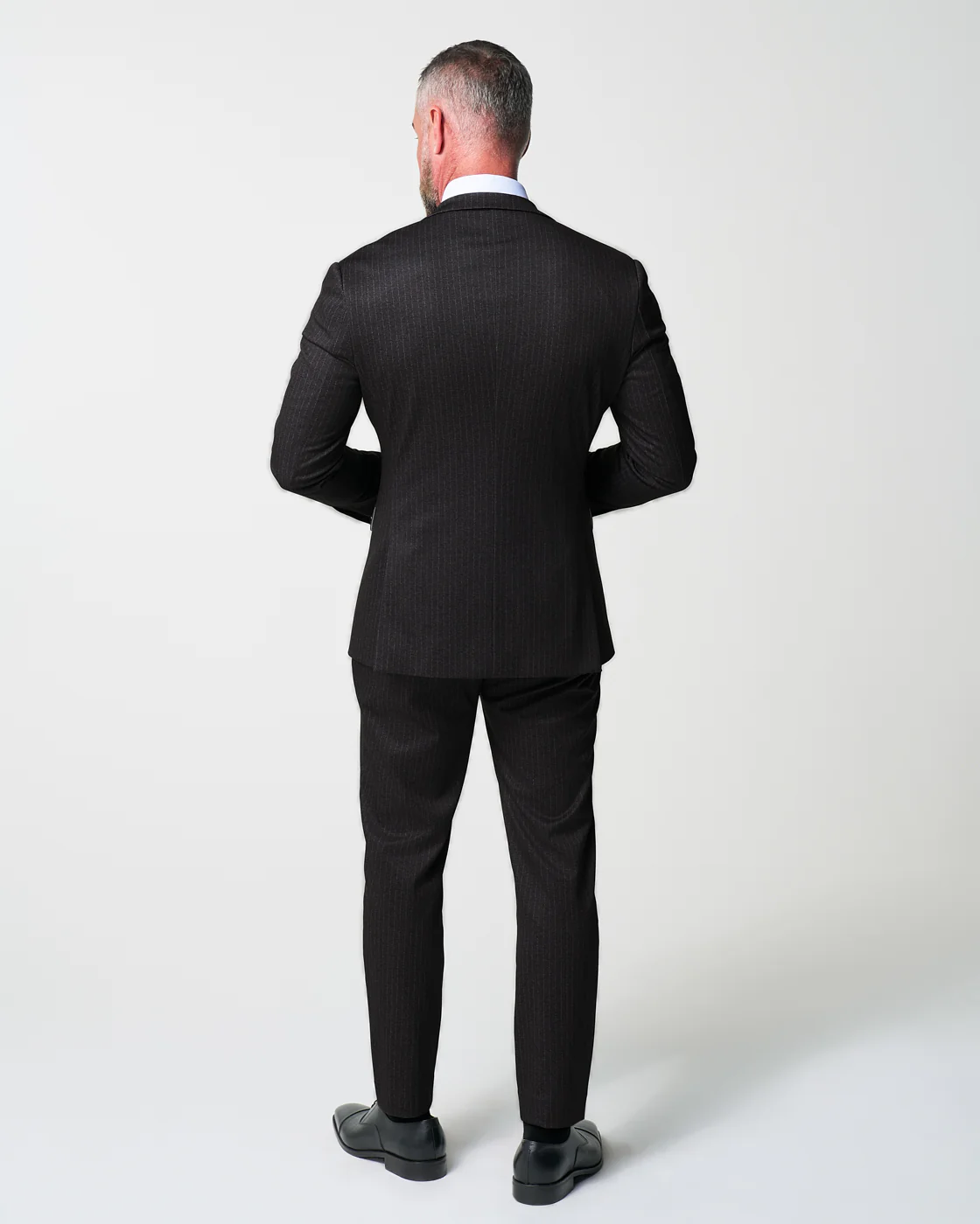 Athletic Fit Stretch Suit - Knit Charcoal Chalk Stripe - Image 4